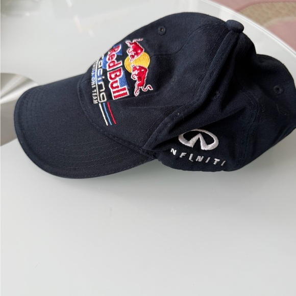 Kids Red Bull Formula One Racing Cap - Picture 5 of 7